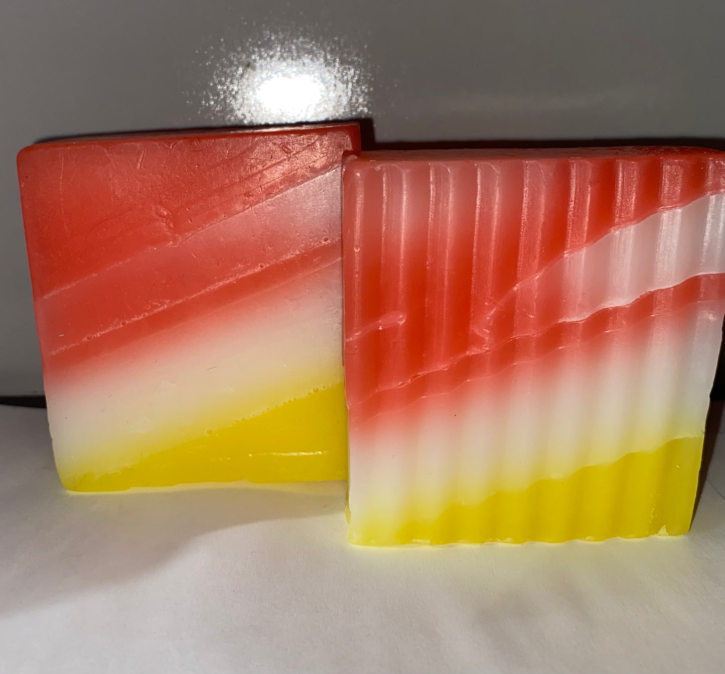 Pine-Mango Trio/ Feminine scent